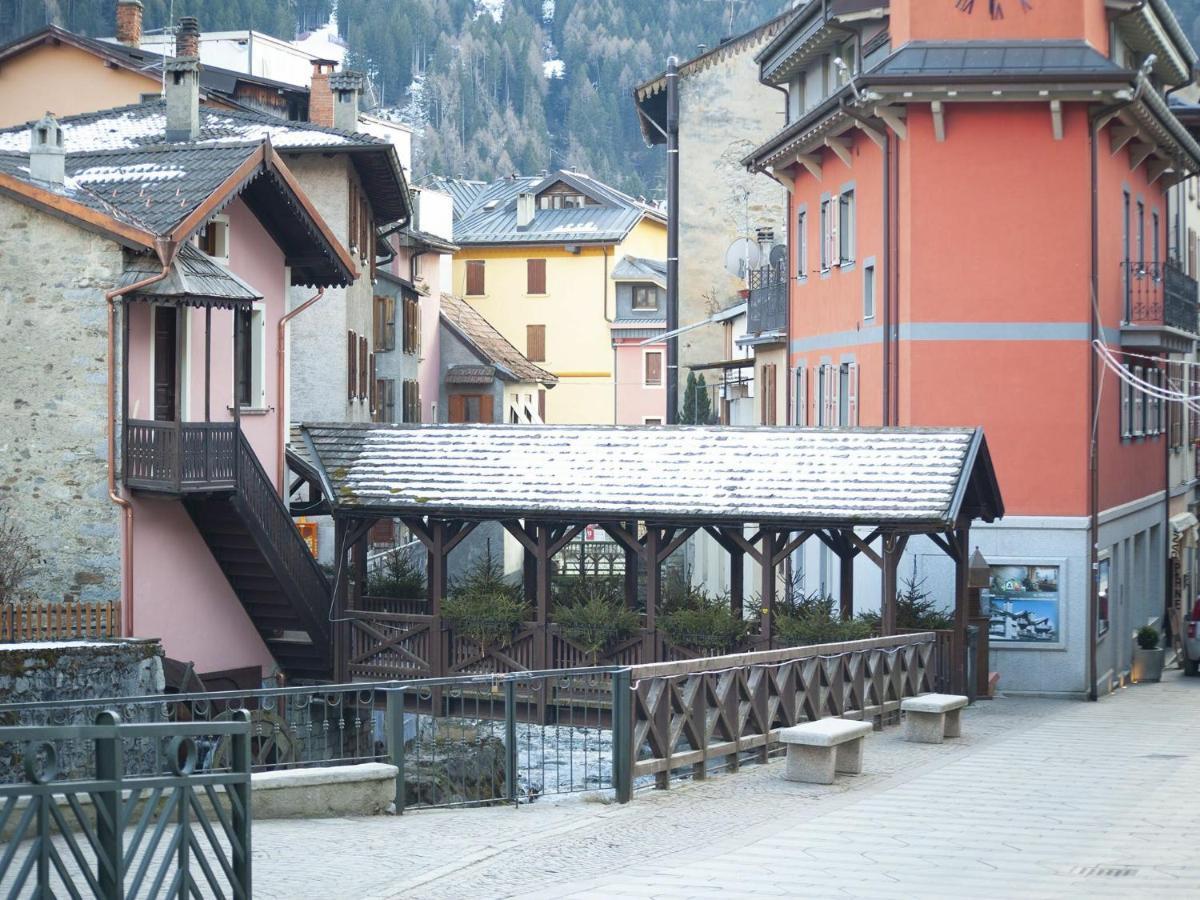 Residenze Holiday Park By Halldis Ponte Di Legno Kültér fotó